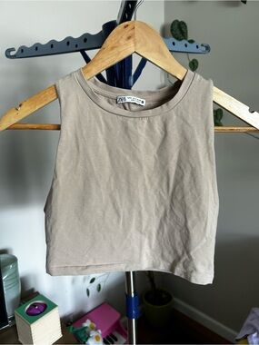 Zara Women's Sleeveless Crop Tank Top — Taupe